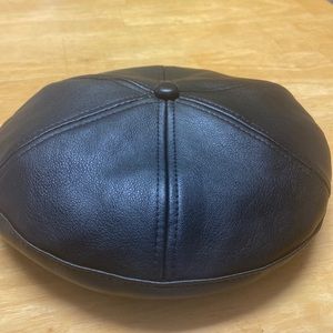 Women’s Faux Leather Beret